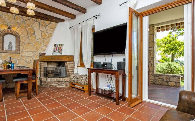 Cozy Holiday Home in Rovinj With Terrace