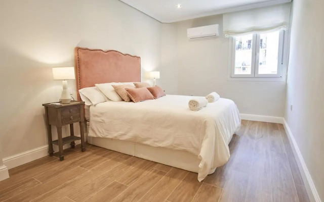 Arjona Riverside Central Deluxe by Valcambre