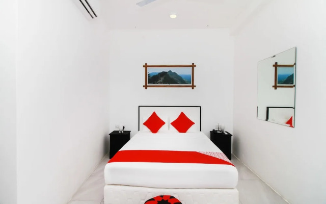 OYO 300 Sinha Hotel