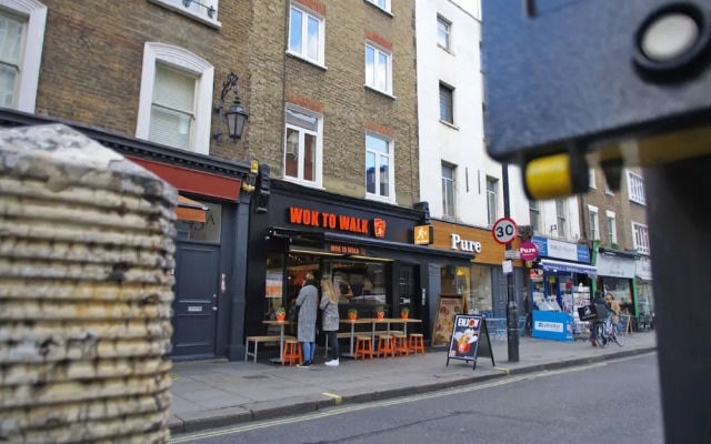 The London Agent Fitzrovia Studio 2
