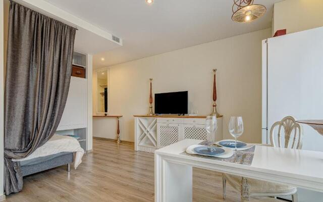 Bright apartment near Akropolis