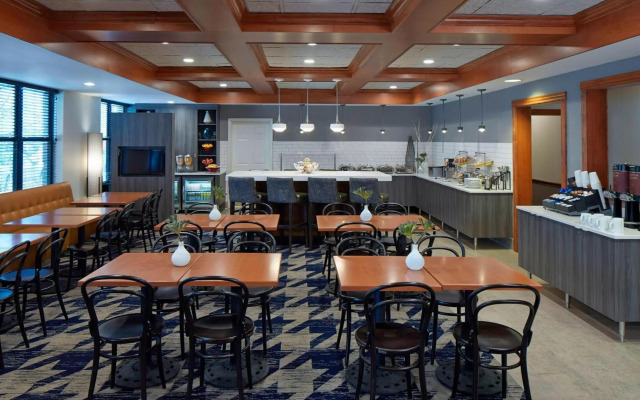 Residence Inn Minneapolis Downtown at The Depot by Marriott