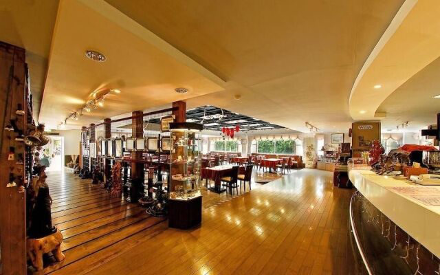 Sun Moon Lake Youth Hostel