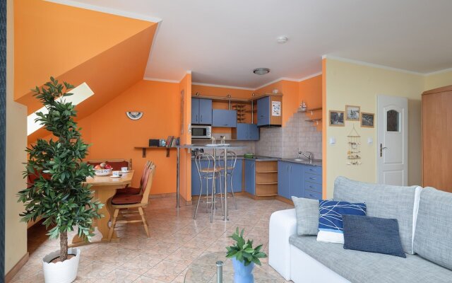 Apartment With Balcony by Renters