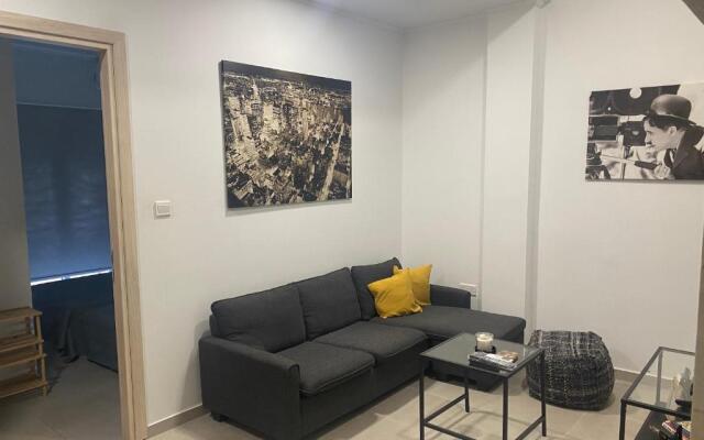 Modern City Center Apartment Saripolou 2