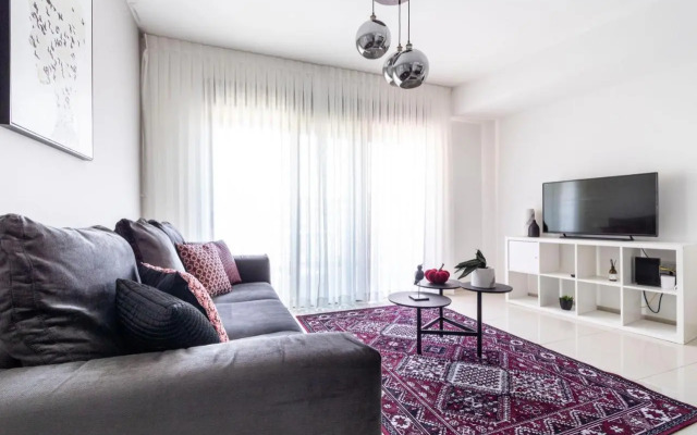 Stylish 1 Bedrooms Parking At City Gate