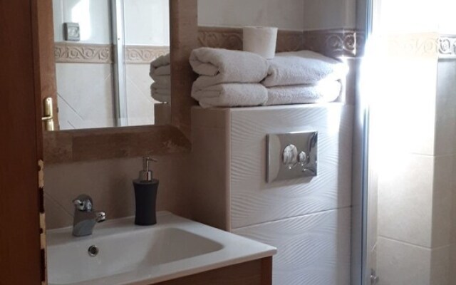 Levantin Inn 12 Room N12
