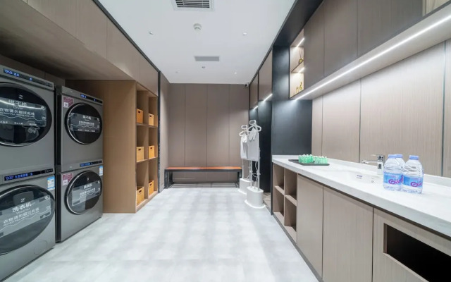 Yizhi Hotel - Guangzhou Shamian Island Huangsha Metro Station-Canton Fair Free Shuttle Bus Included Breakfast