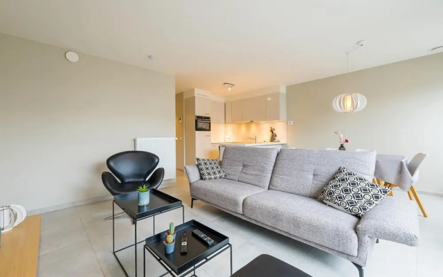 Bright Apartment With Terrace