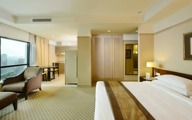 Pacific Regency Hotel Suites