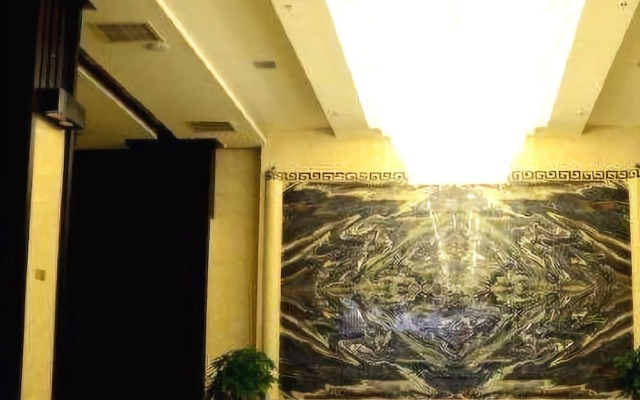 Qingdao Yunfatins Hotel