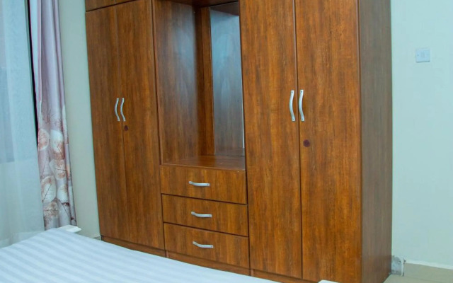Keisha Luxury Furnished Apartment Bukoto