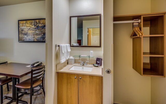 Aptel Studio Hotel