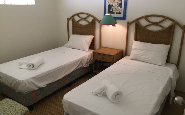 Amokura By The Coral Sea