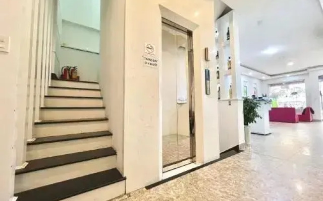 Gia Khang Hotel