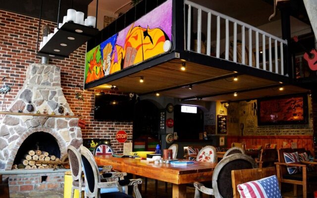 Chengdu Dreams Travel International Youth Hostel