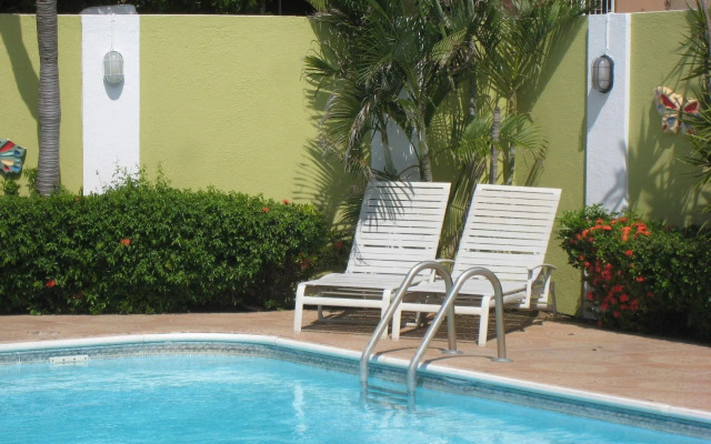 Alablanca Apartments, Residents Inn