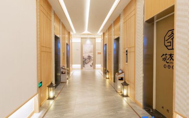 Zhuyouhui·LOFT Hotel (Guiyang Guanshanhu North High-speed Railway Station)