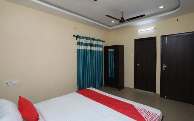 OYO 17376 Hummingbird Inn