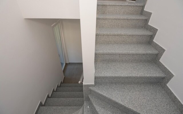 Amazing Apartment in Podaca With Wifi and 2 Bedrooms