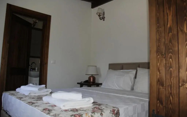 Hotel Rustic