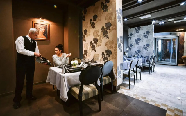 Hotel Paradis Cluj Napoca