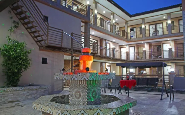 R2R Bayview Inn