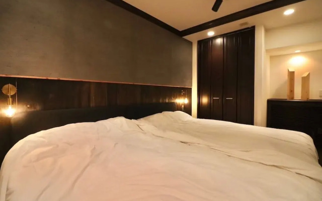 sunmallcrest403