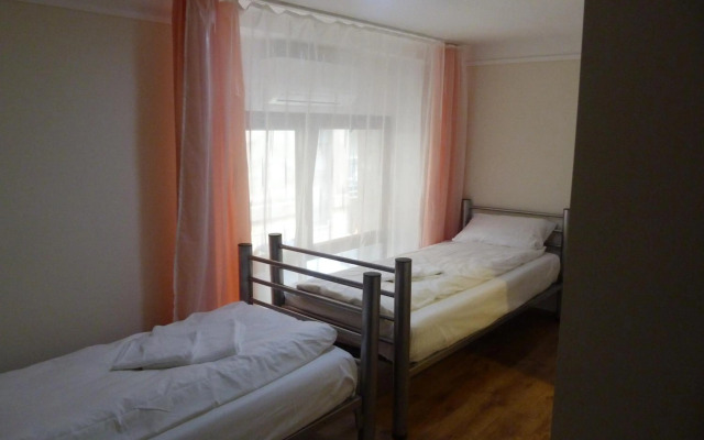 Center Hostel and Guest House