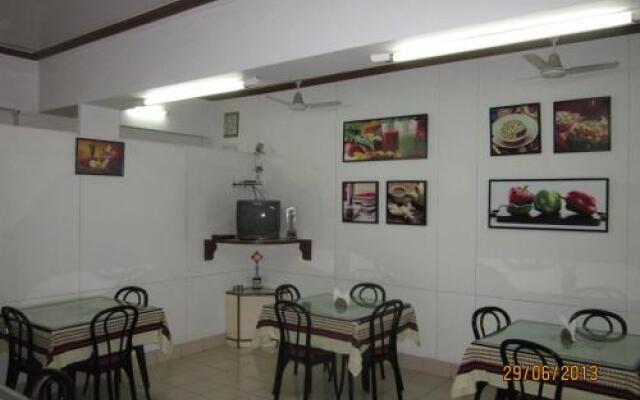 Arun Hotel