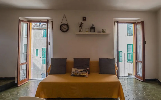 El Nin Apartment With Terrace