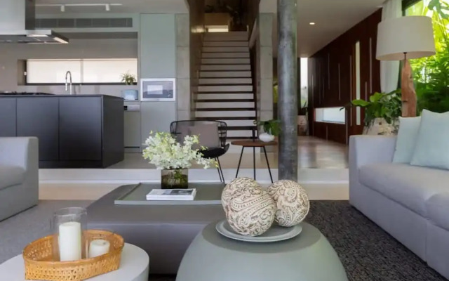 Gamay 3-bedroom Villa With Beach Access