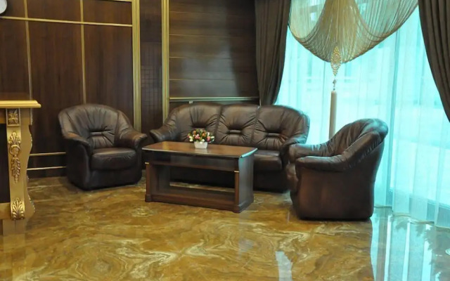 Joyy Hotel & Spa