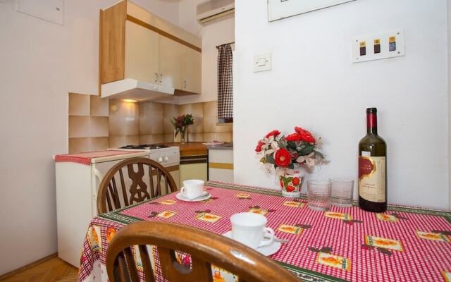 Apartments Jakša 181