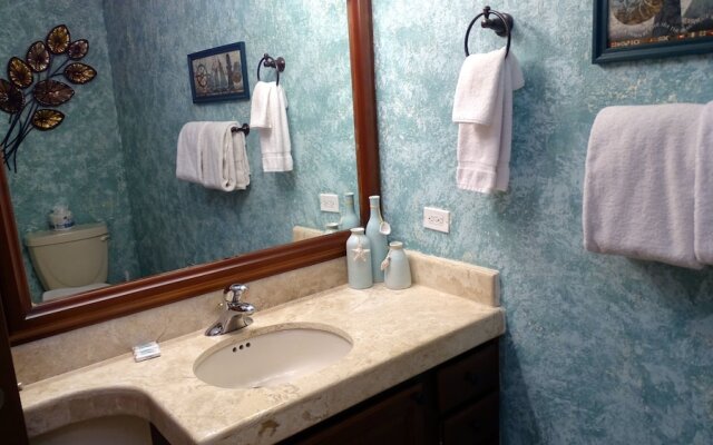 Gande 502 1 Bedroom 1 Bathroom Condo