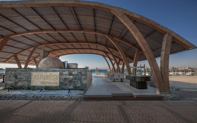 Pyramisa Beach Resort, Hurghada - Sahl Hasheesh