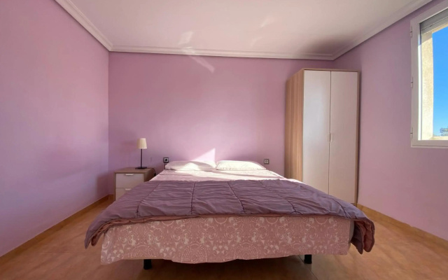 New Bright Apartament with WI-FI in Alicante