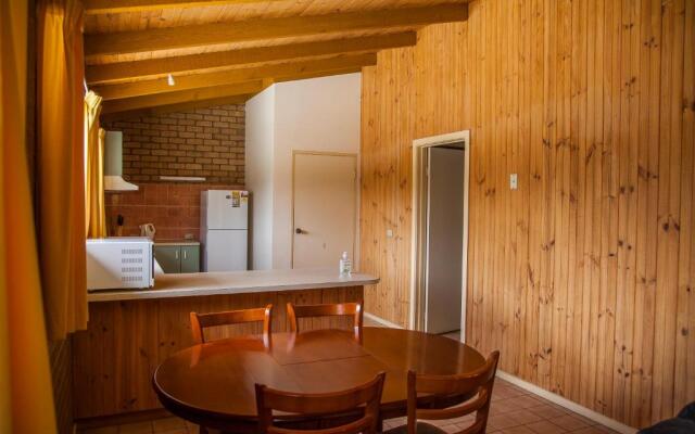 Cherry Lane Apartments