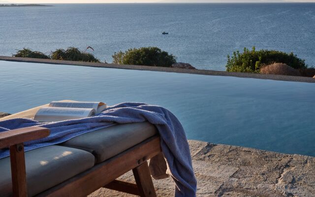 Seafront Villa Paros
