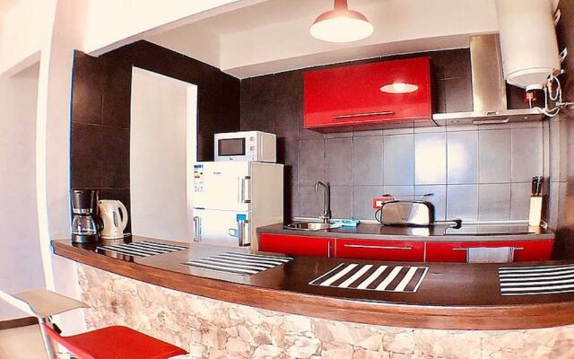 Apartment Preciosa With Sat-tv & Wifi Only 350m From Playa Grande