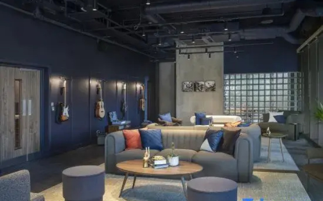 StayCozy at Enclave Croydon