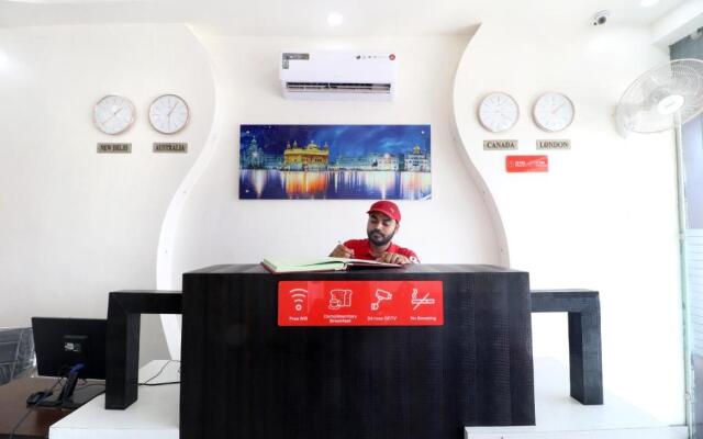 OYO 16379 Hotel LivInn Hub