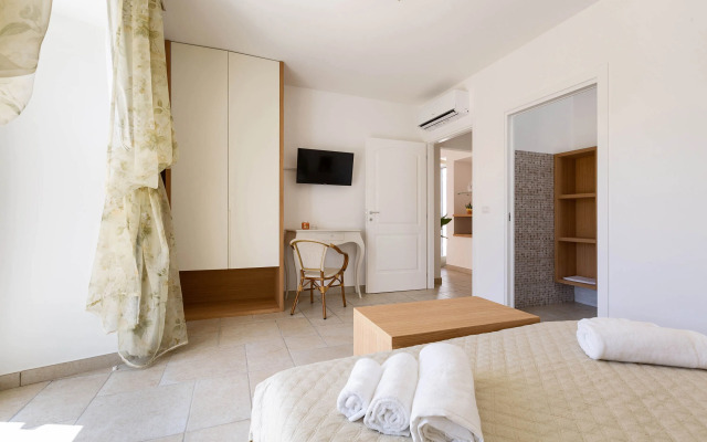 1911 B&B I Tarocchi - Camera Matrimoniale La Luna