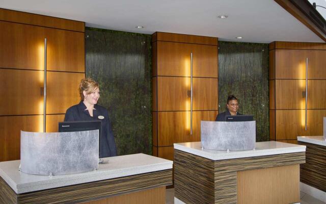 Embassy Suites by Hilton Detroit Metro Airport