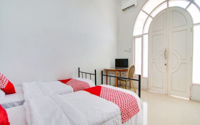 OYO 91514 Gedung Putih Inn Syariah