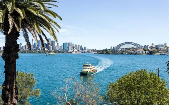 Postcard Views of Iconic Sydney Harbour - CP302
