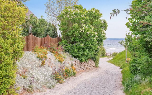 Nice Home in Breege/juliusruh With 2 Bedrooms, Sauna and Wifi