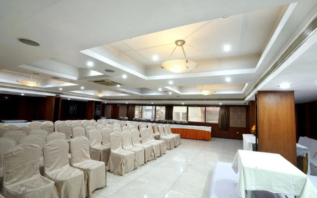 Hotel Geetha Regency
