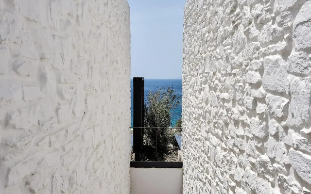 Odera, Tinos, Autograph Collection