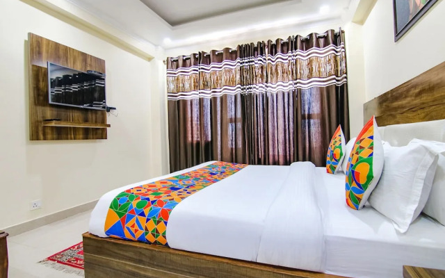 Fabhotel The Eden